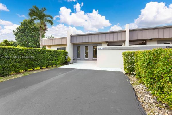 Creekside Villas, 10510 SW 74th Ln, Kendall, Florida 33173, image 1