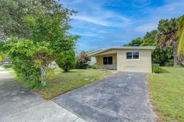 Plaza Estates, 901 NW 35th Ave, Lauderhill, Florida 33311, image 1