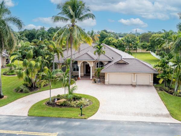 Emerald Springs Estates, 2120 SW 131st Ter, Davie, Florida 33325, image 1