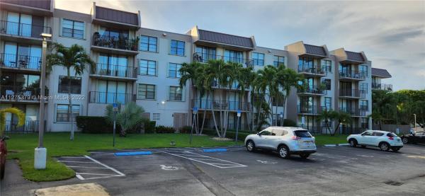 Briarwinds, 13000 SW 92nd Ave #B403, Kendall, Florida 33176, image 1
