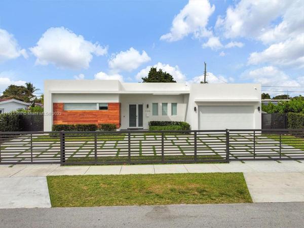 Westwood Lakes Residential, 11315 SW 43rd Ln, Westwood Lakes, Florida 33165, image 2