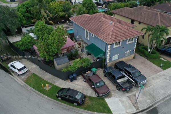 Laguna Ponds, 14104 SW 163rd St, Richmond West, Florida 33177, image 2