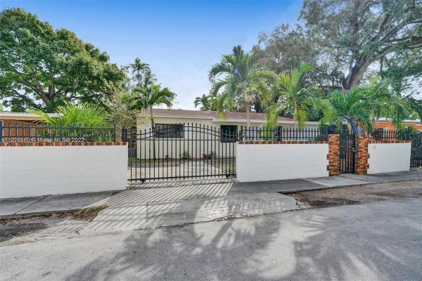 Crosswinds, 760 NW 132nd St, North Miami, Florida 33168, image 1
