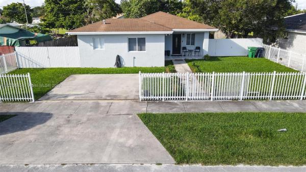 Lincoln City, 11105 SW 220th St, Goulds, Florida 33170, image 1