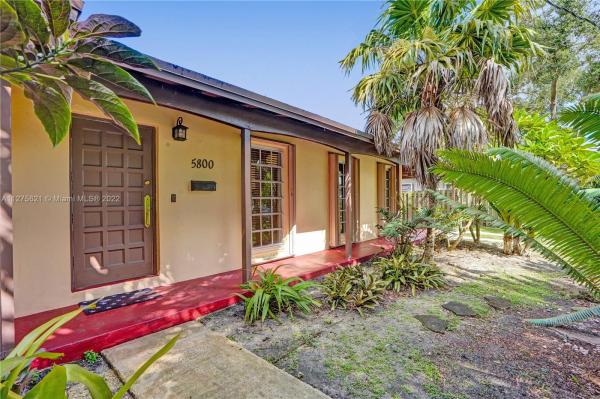 Westwood Lake, 5800 SW 112th Ave, Sunset, Florida 33173, image 1