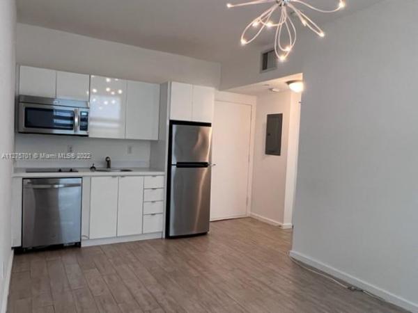 Emily, 1611 Meridian Ave #206, Miami Beach, Florida 33139, image 1