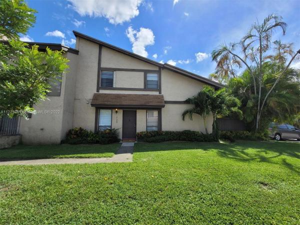 Bayberry Lakes, 2120 Bayberry Dr #2120, Pembroke Pines, Florida 33024, image 1