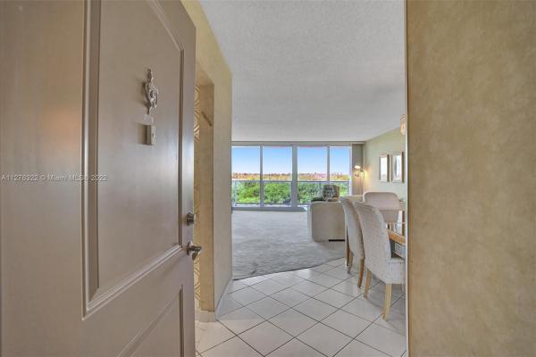 Arlen House East, 100 Bayview Dr #617, Sunny Isles Beach, Florida 33160, image 2