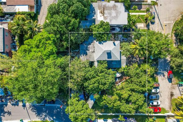 Liza Milena Estates, 3088 SW 4th St, Miami, Florida 33135, image 1