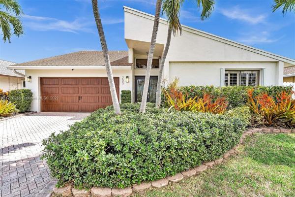 Town & Country Estates, 705 SE 3rd Ave, Dania Beach, Florida 33004, image 1