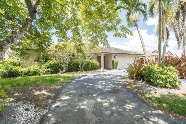 Glen Isle, 11396 NW 3rd Pl, Coral Springs, Florida 33071, image 1