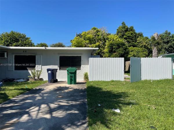 Leisure City, 28920 SW 147th Ave, Country Walk, Florida 33033, image 1