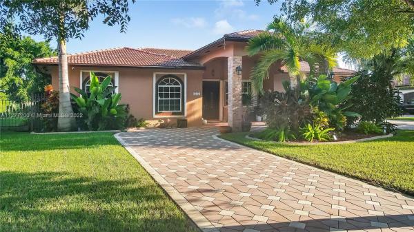 Anaco Estates, 15357 SW 163rd St, Richmond West, Florida 33187, image 1