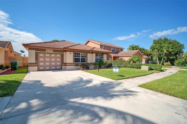 Monterrey, 5370 NW 188th St, Miami Gardens, Florida 33055, image 2