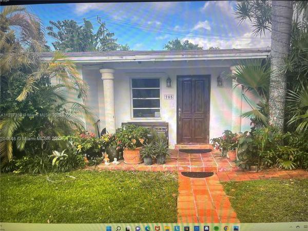 Biscayne Key Estates, 785 Fernwood Rd, Key Biscayne, Florida 33149, image 1