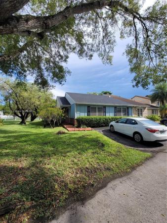 Hickory Lane Country Villas At Country Walk, 14543 SW 142nd Ct Cir 0, Country Walk, Florida 33186, image 1
