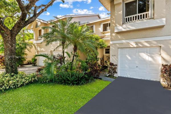 Discovery Pointe, 1943 E Discovery Cir E #1943, Deerfield Beach, Florida 33442, image 2