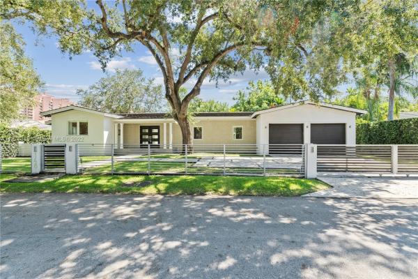 Sunrise Point, 148 Morningside Dr, Coral Gables, Florida 33133, image 1