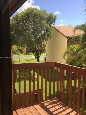 Sandpiper Woods, 410 SE 11th Ter, Dania Beach, Florida 33004, image 2