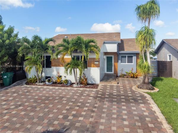 Sabal Pointe, 25110 SW 124th Pl, Princeton, Florida 33032, image 1