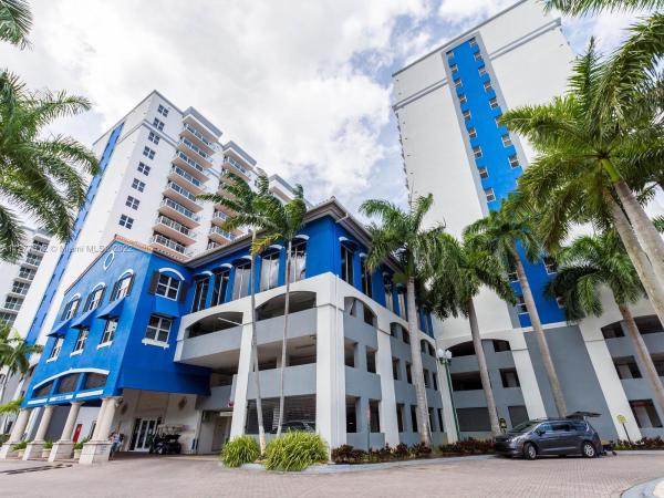 Blue Lagoon, 5077 NW 7th St #809, Miami, Florida 33126, image 2