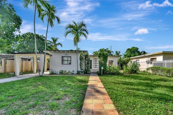 300 NW 107th St, Unincorporated Dade County, Florida 33168, image 2