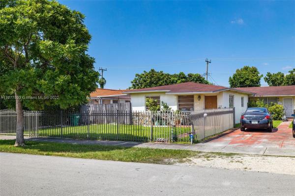 9501 SW 38th St, Westchester, Florida 33165, image 2