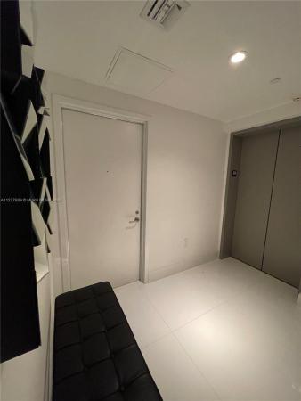 Icon Bay, 460 NE 28th St #2403, Miami, Florida 33137, image 2