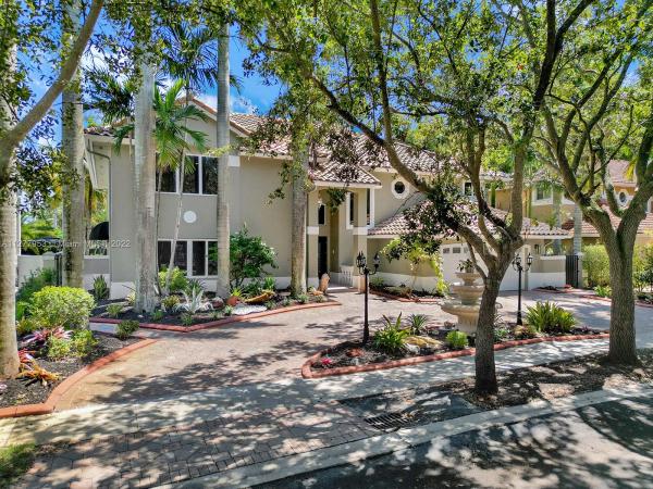 Graham West, 15945 NW 82nd Ct, Miami Lakes, Florida 33016, image 1