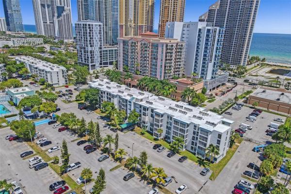 Avila North, 17560 Atlantic Blvd #416, Sunny Isles Beach, Florida 33160, image 2