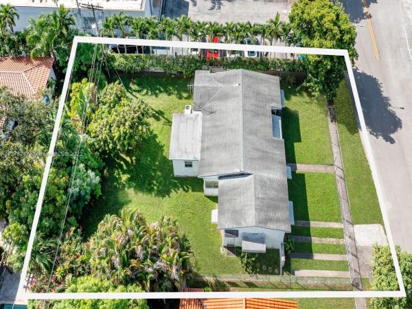 Central Miami, 3981 SW 60th Ct, Coral Terrace, Florida 33155, image 2