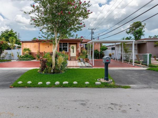 Bradley Manor, 5015 E Palm Ct, Hialeah, Florida 33013, image 1