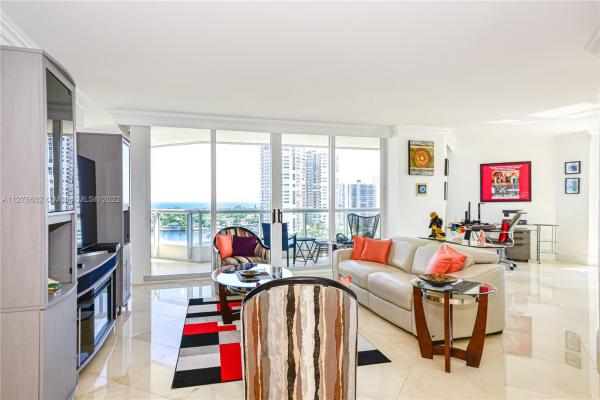 South Tower At The Point, 21055 NE 37th Ave #1509, Aventura, Florida 33180, image 2