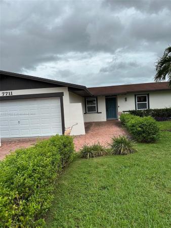 Winston Park, 7711 SW 129th Ave, Kendale Lakes, Florida 33183, image 2