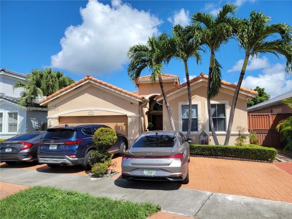 Shoma Homes At Tamiami, 12957 NW 9th St, Tamiami, Florida 33182, image 2