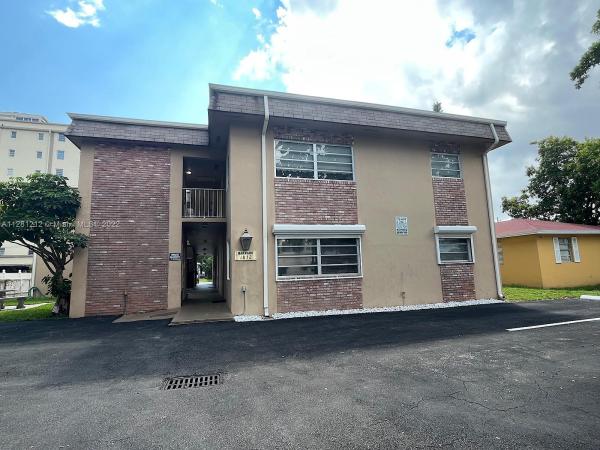 Harvard, 1832 Madison St #204, Hollywood, Florida 33020, image 1