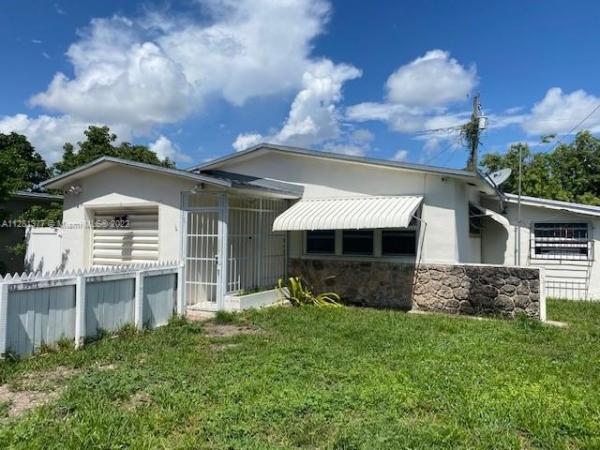Seaboard Park, 321 NE 171st St, North Miami Beach, Florida 33162, image 1