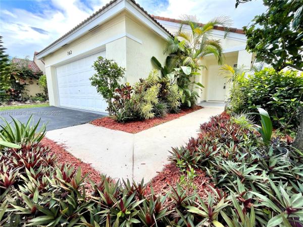 San Remo, 762 San Remo Dr, Weston, Florida 33326, image 1
