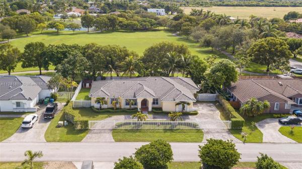 Cassandra Estates, Richmond West, Florida 33187, image 1