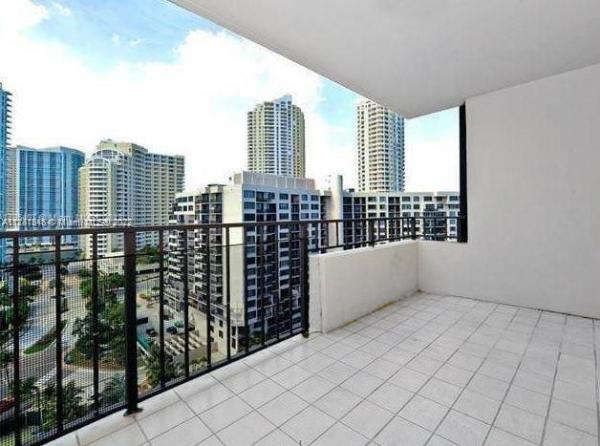 Brickell Key One, 520 Brickell Key Dr #A1612, Miami, Florida 33131, image 1