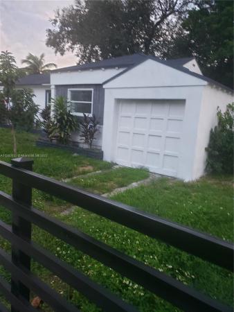 Indian Mound Park, 8316 NE 2nd Ct, Miami, Florida 33138, image 1
