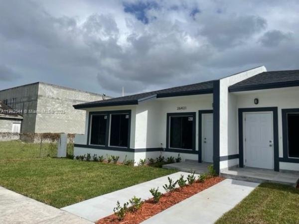 Sunny Haven, 26431 & 26435 SW 138th Ave, Naranja, Florida 33032, image 1