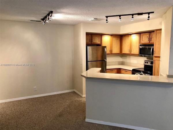 Coral Key, 3430 N Pinewalk Dr N #625, Margate, Florida 33063, image 1