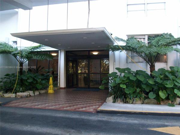 Commodore Plaza Century, 2780 NE 183rd St #PH05, Aventura, Florida 33160, image 1