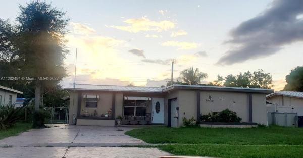 Driftwood Plaza, 2100 N 65th Way, Hollywood, Florida 33024, image 2