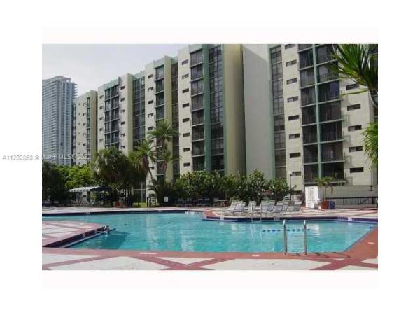 Plaza Of The Americas, 16919 N Bay Rd #818-2, Sunny Isles Beach, Florida 33160, image 1