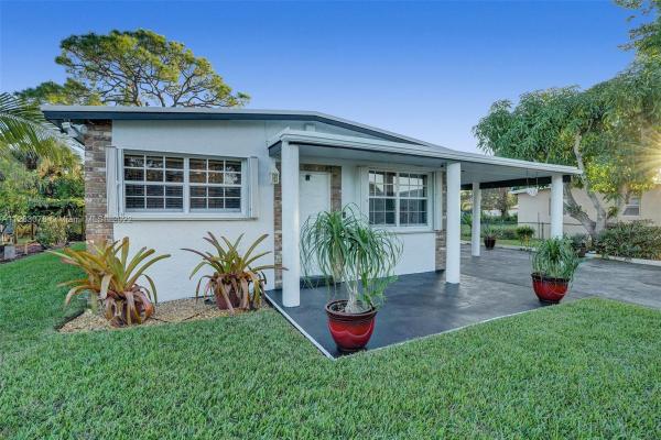 Broward Manor, 3230 NW 3rd St, Lauderhill, Florida 33311, image 1