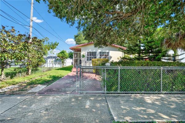 Seminole Crest, 3171 NW 52nd St, Brownsville, Florida 33142, image 1