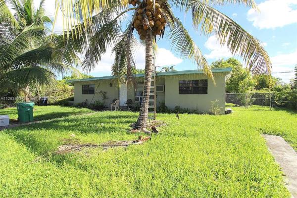 Leisure City Residential, 14460 SW 286th St, Leisure City, Florida 33033, image 2
