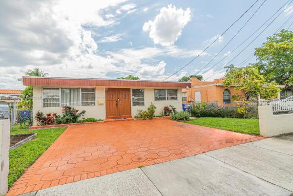 City Line Park, 2224 NW 4th St, Miami, Florida 33125, image 1